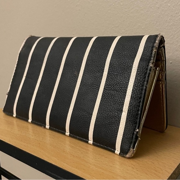 Vintage Betsey Johnson Black & White Stripe Pink Glitter Heart Fold-Over Wallet - Picture 5 of 16